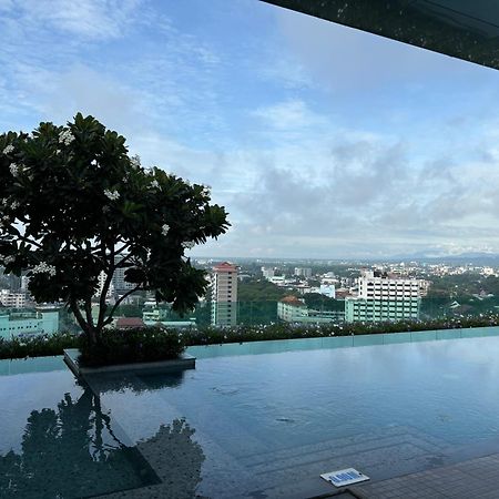Bee Friend Hotel Chiang Mai Exterior photo